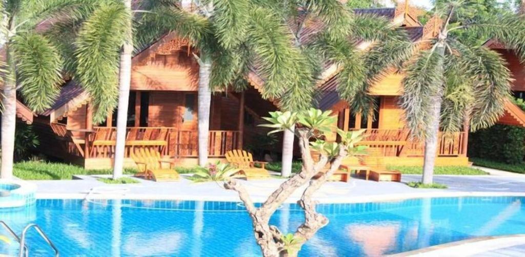 Srisawat Resort 3*