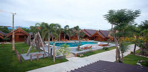 Srisawat 3*